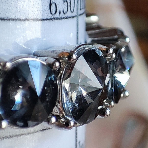 Rivoli Smoke Gray Rhinestone Vintage Stretch Bracelet Silver Tone - Picture 4 of 10